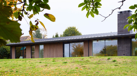 Contemporary Architecture One Off House Meadow House 03a jpa